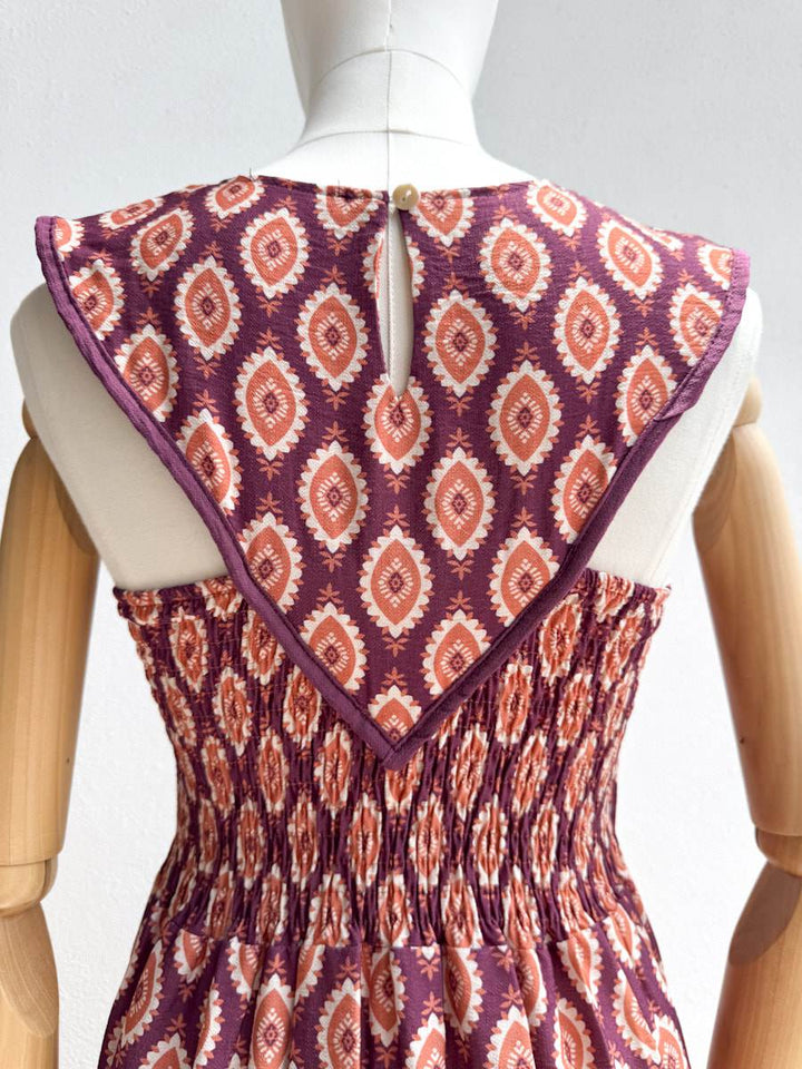 Vestido Midi Étnico con Escote Original – Disponible en Varios Colores