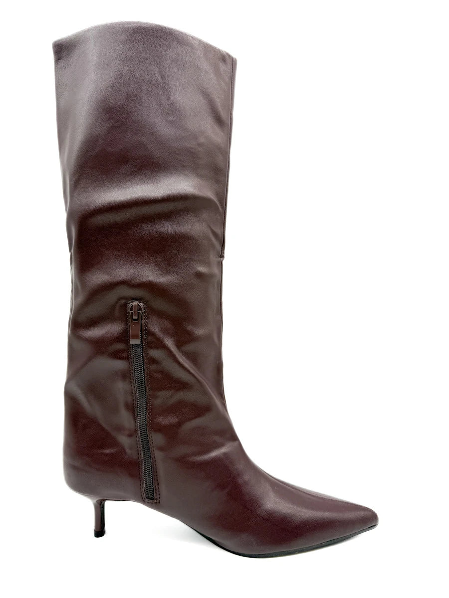 Corina Botas Altas de Tacón Chupete y Punta Afilada