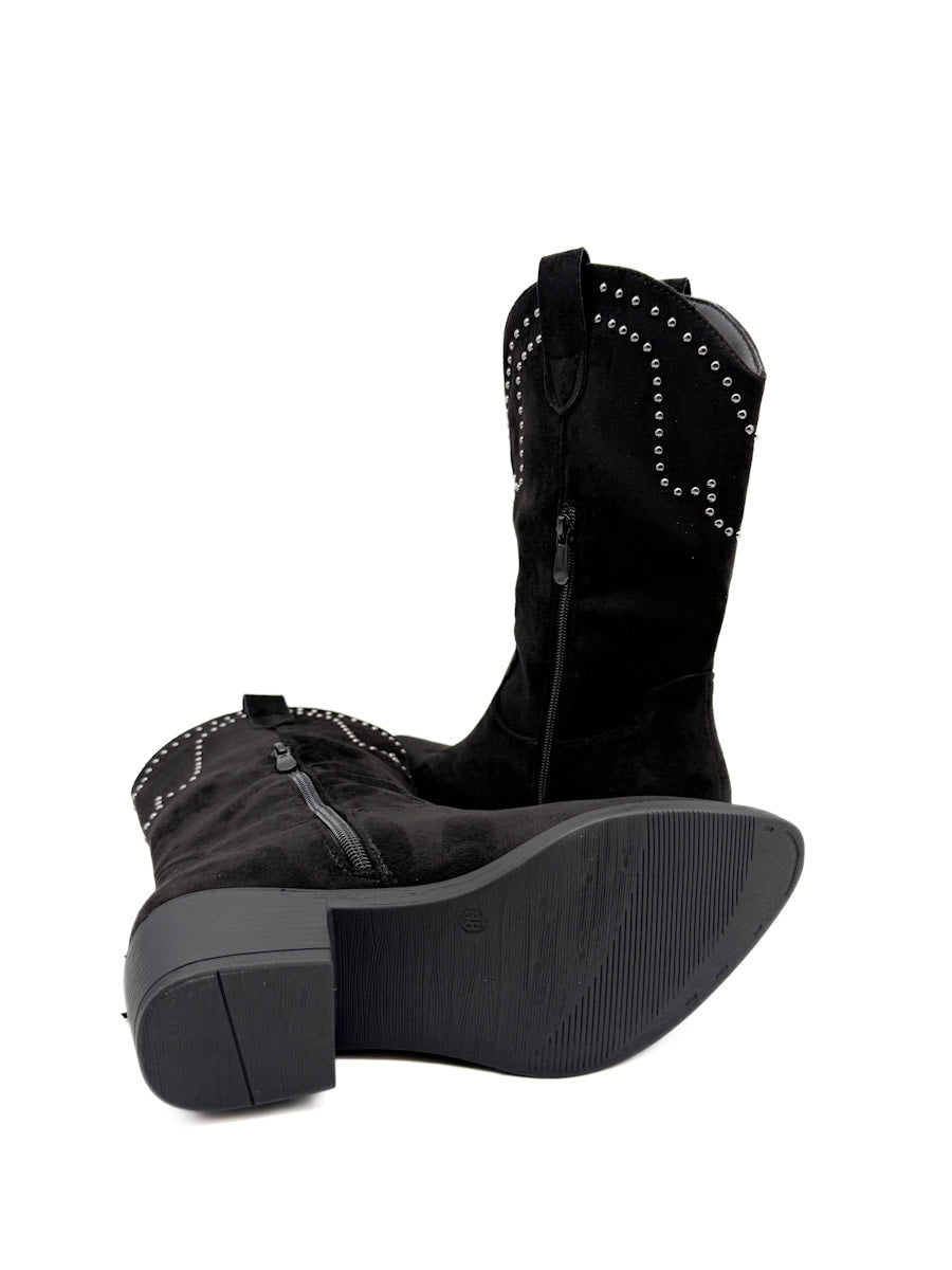 Botas Vaqueras con Flecos y Detalles de Tachuelas