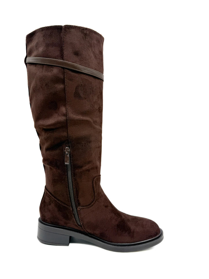 Botas Altas de Antelina con Tira Superior y Tacón Bajo
