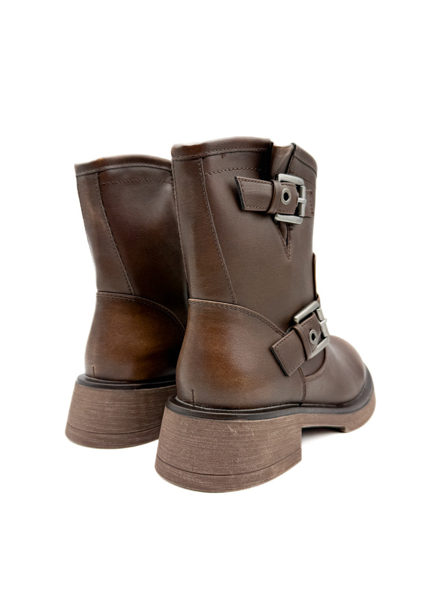 Botín Biker Marrón con Hebillas y Suela Track.