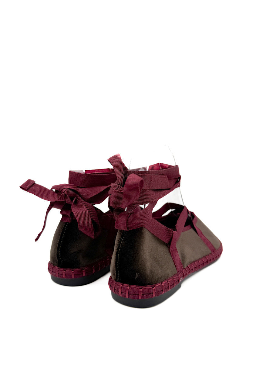 Bailarinas de Terciopelo Tira Cruzadas Con Cinta Atada