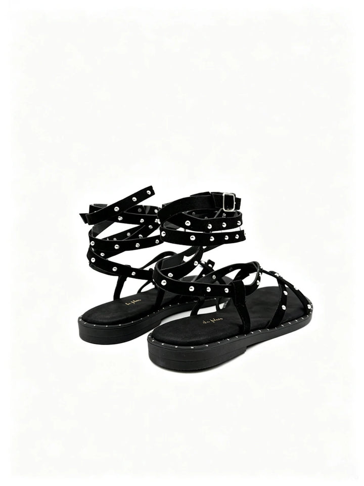 Sandalias Planas Estilo Romano con Tachuelas y Cierre al Tobillo - Colección Verano