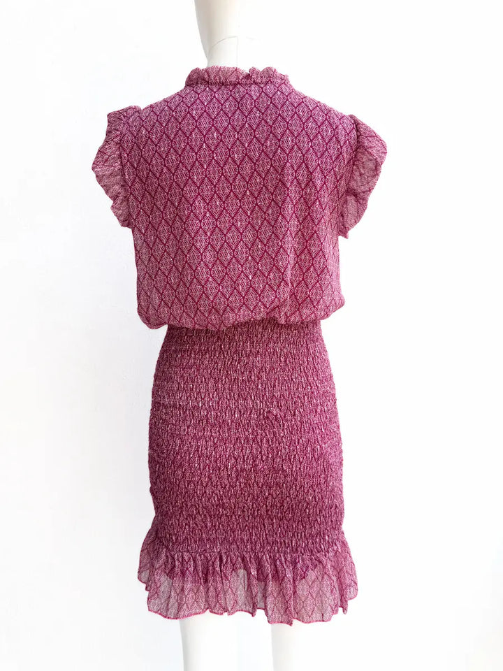 Vestido Corto Estampado con Nido de Abeja y Volantes