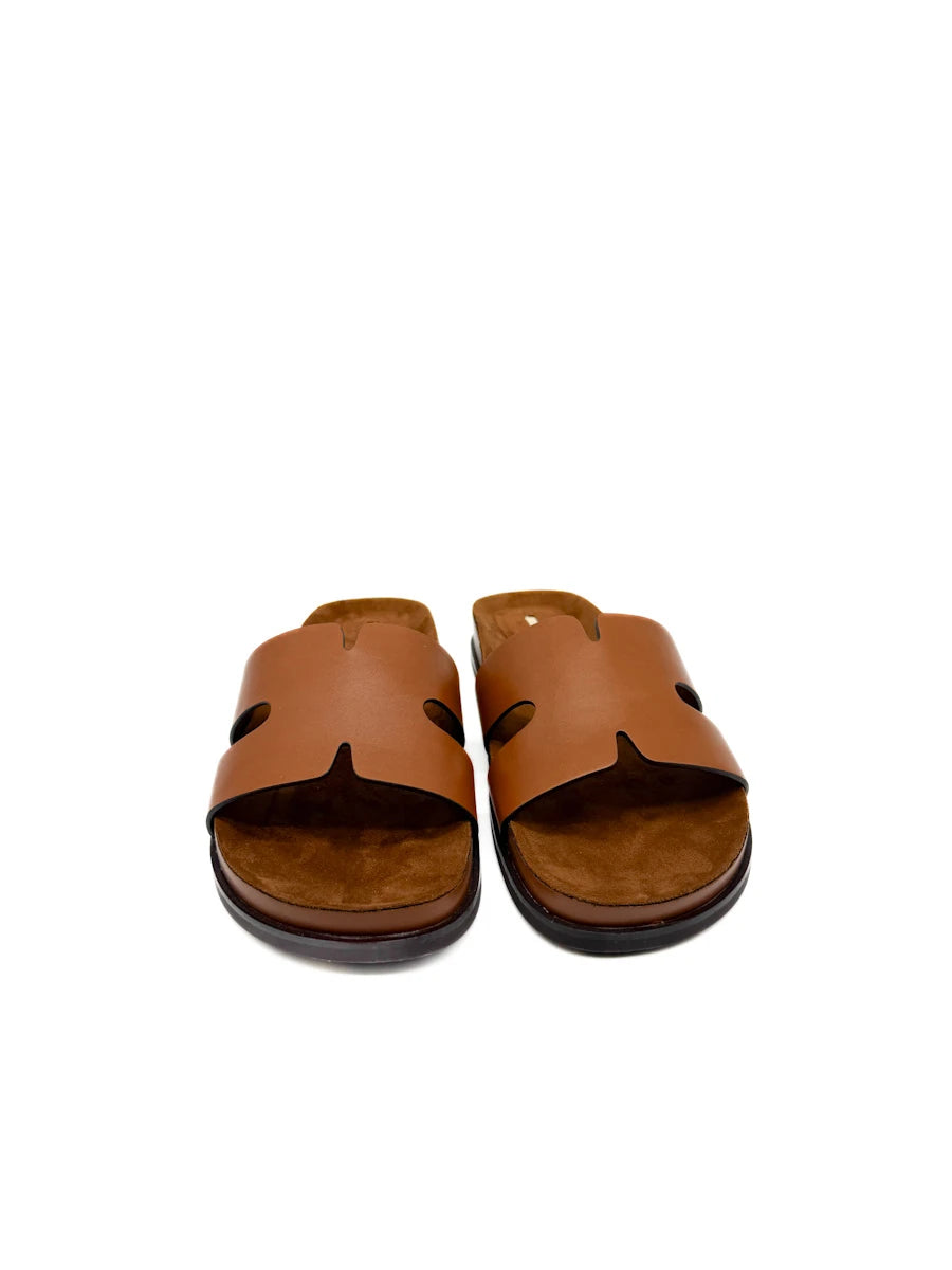 Sandalias Pala Corina en Piel Sintética con Diseño Troquelado