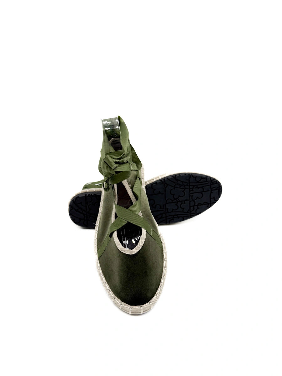 Bailarinas de Terciopelo con Cintas Cruzadas - Elegancia Artesanal