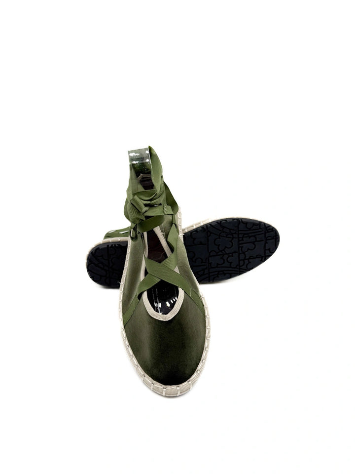 Bailarinas de Terciopelo con Cintas Cruzadas - Elegancia Artesanal