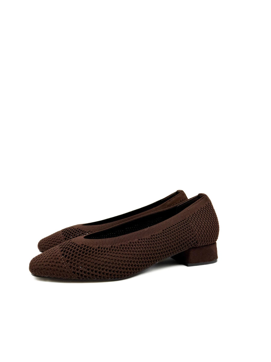 Zapatos  de Malla con Tacón Bloque: Confort y Estilo Contemporáneo