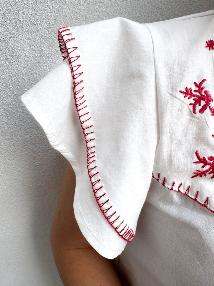 Blusa Artesanal con Bordado en Rojo