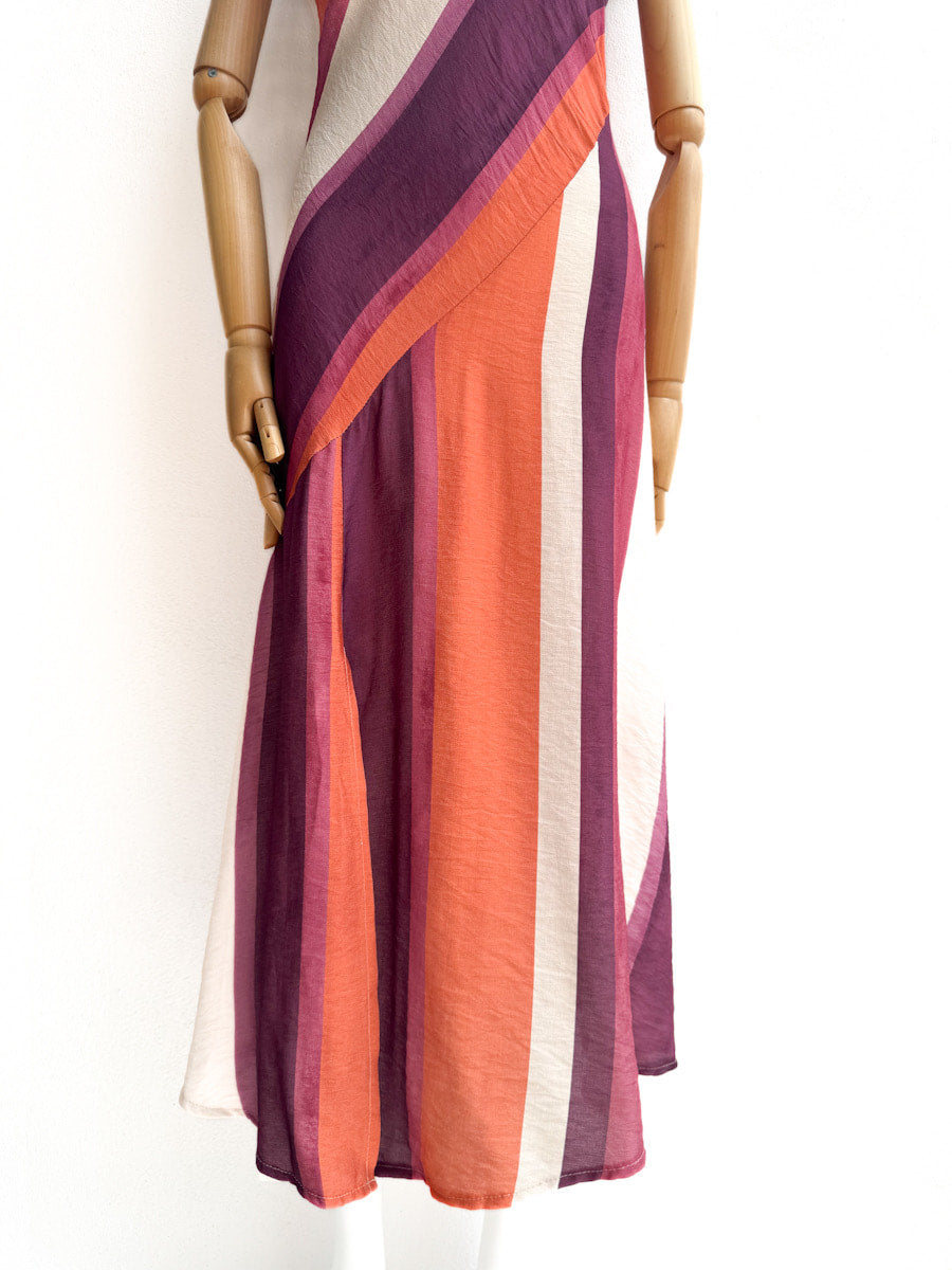 Vestido Midi de Rayas Asimétricas