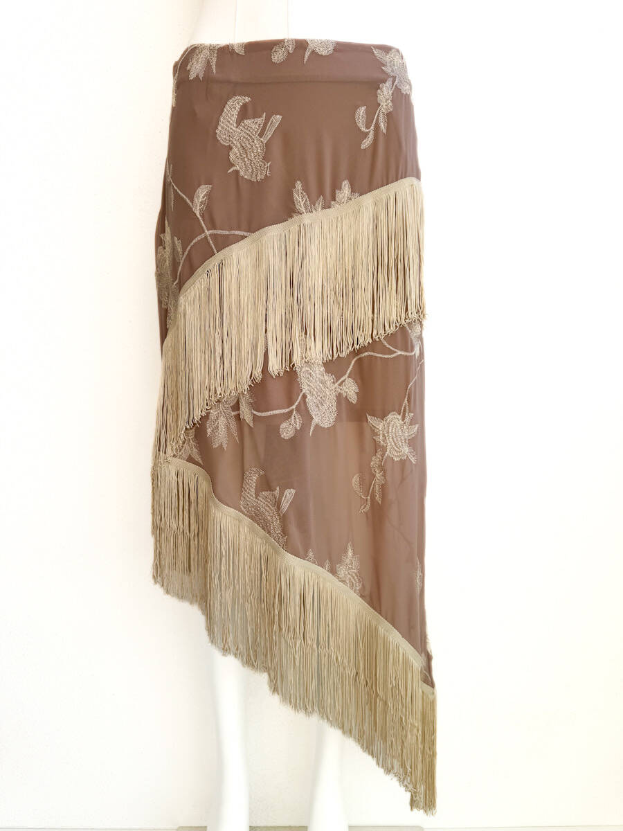 Falda con flecos y bordado floral LR38003 Nude