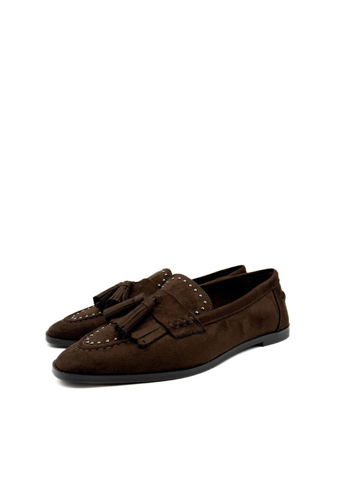 Mocasines de Borlas y Tachuelas Corina M5680
