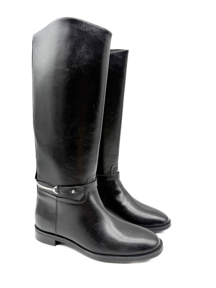 Botas altas con Tira Decorativa de Hebilla Removible Corina M5830