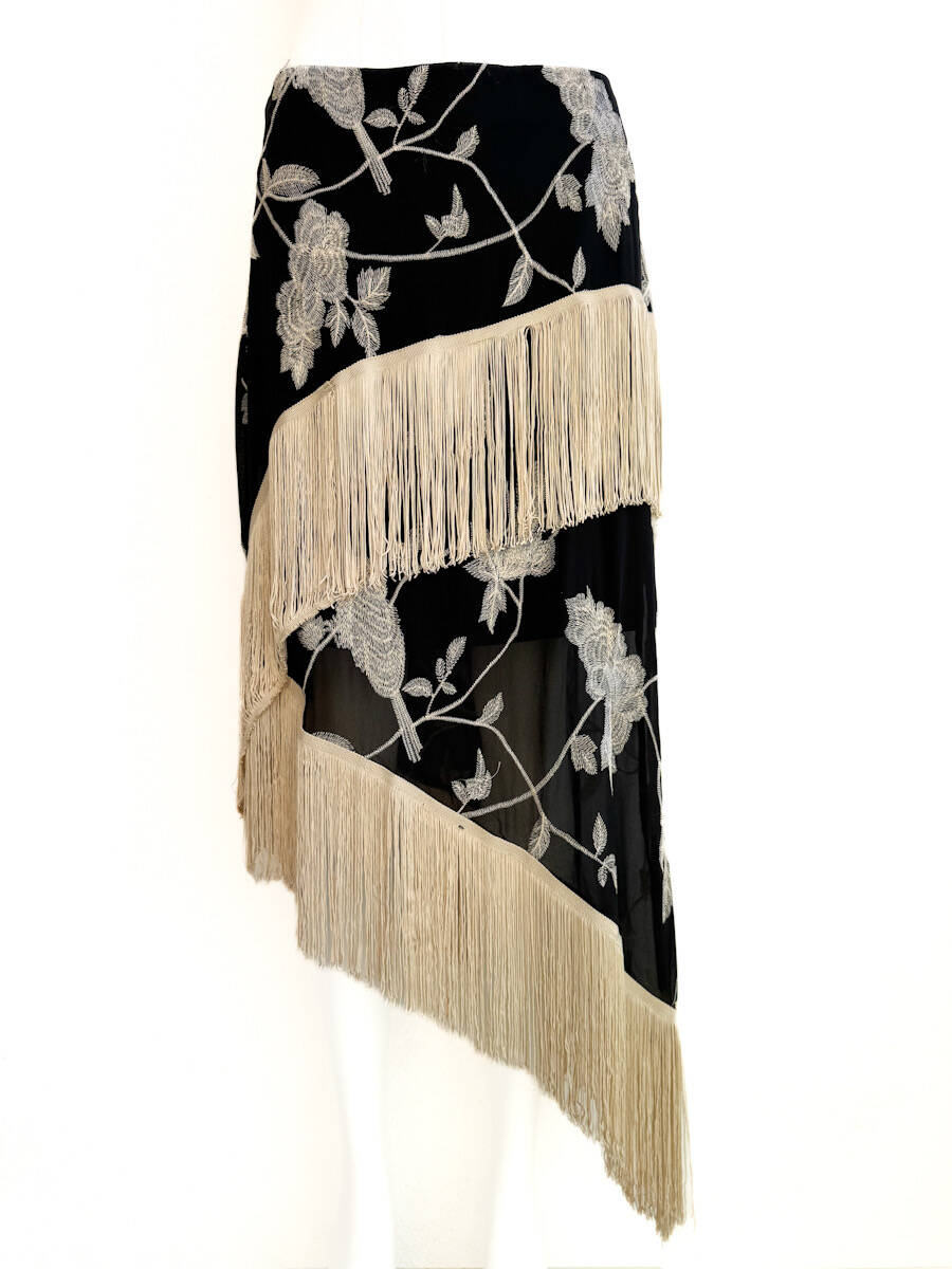 Falda con flecos y bordado floral LR38003