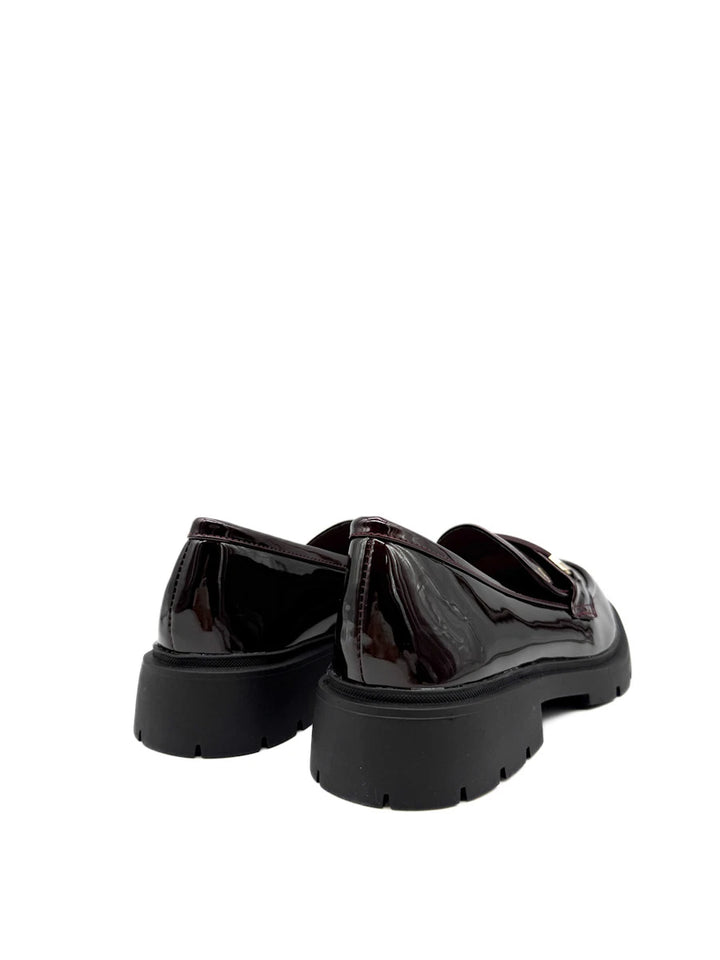 Mocasines de Charol con Suela Dentada y Hebilla Metalizada para Mujer