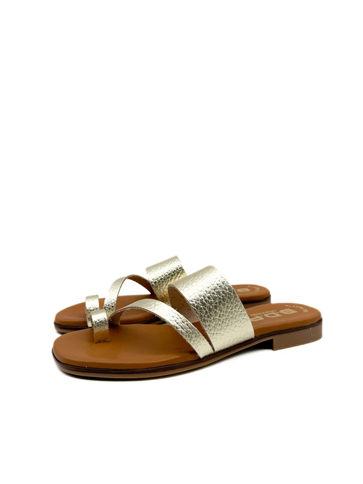 Sandalias de Cuero con Tira de Dedo y Plantilla de Gel - Artesanía Española