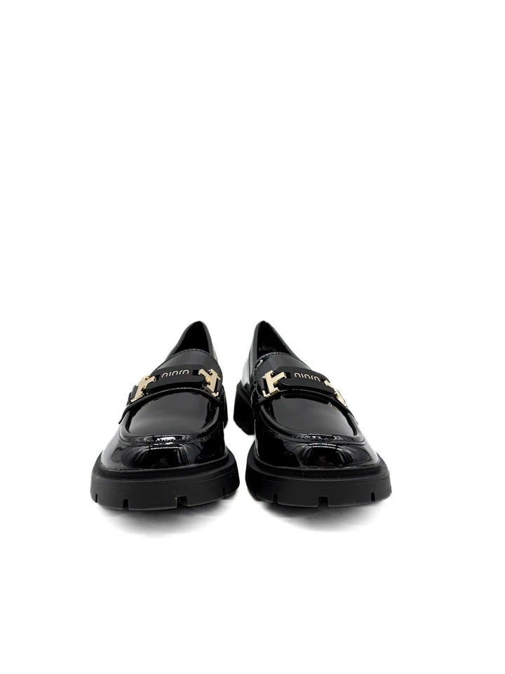 Mocasines de Charol con Suela Dentada y Hebilla Metalizada para Mujer
