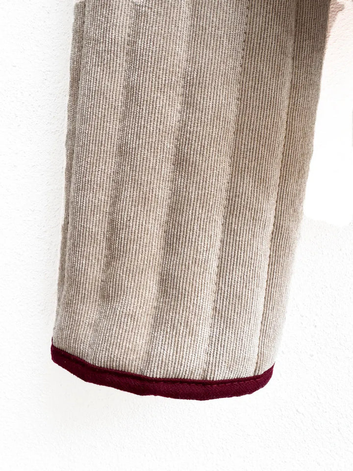 Chaqueta Acolchada con Diseño Escalonado en el Hombro