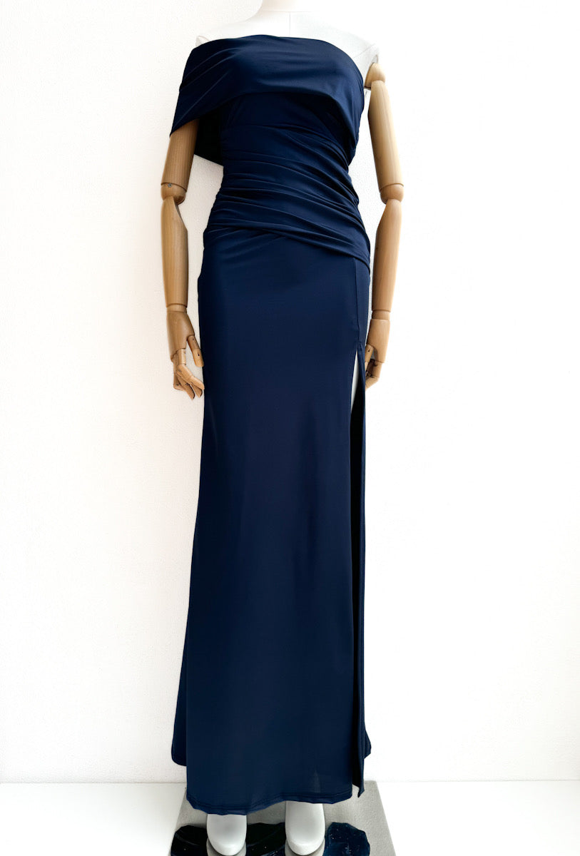 Vestido Largo con Drapeado y Abertura Lateral