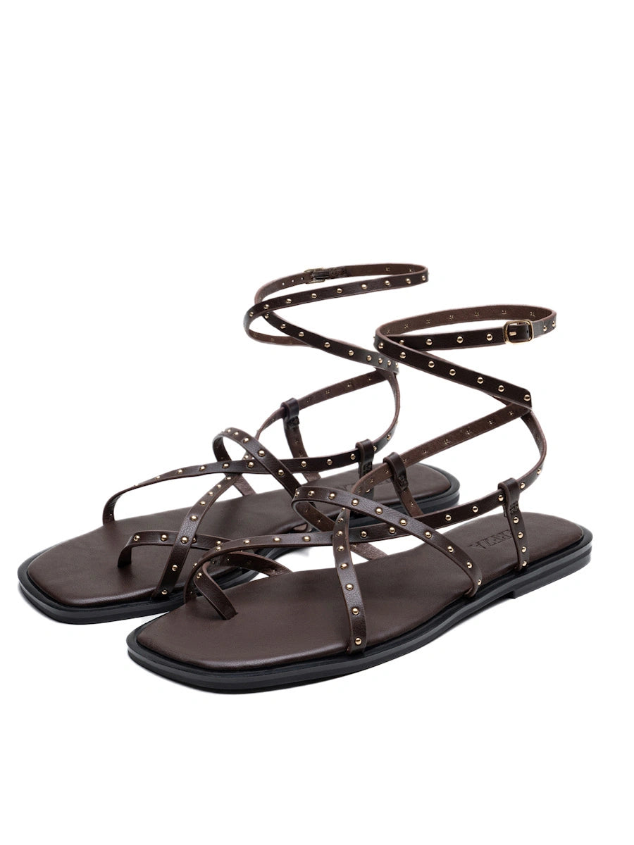 Sandalias Planas Estilo Romano con Tachuelas y Tiras Envolventes