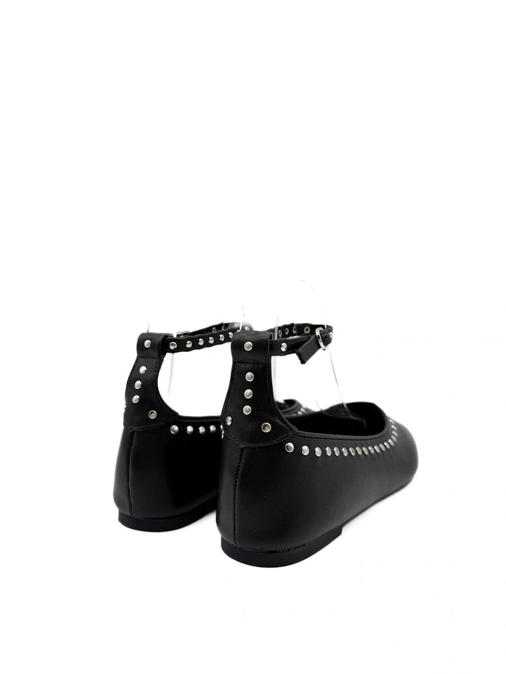 Bailarina Negra con Tachuelas y Correa de Tobillo Corina M5607
