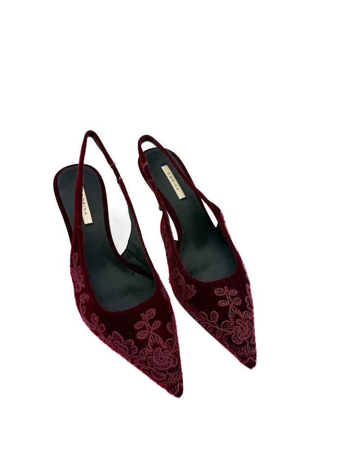 Corina Zapatos Destalonados de Terciopelo Bordado con Tacón Kitten