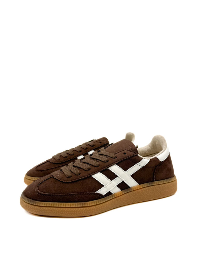 Zapatillas Casual de Antelina Estilo Retro Urbano - Nueva Colección