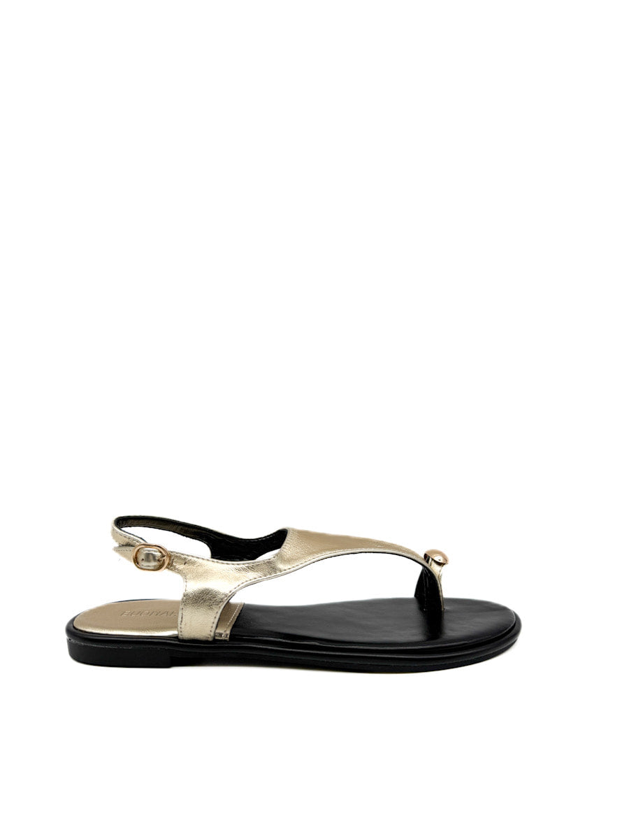 Sandalias Elegantes con Detalle Metálico y Correa Ajustable Oro