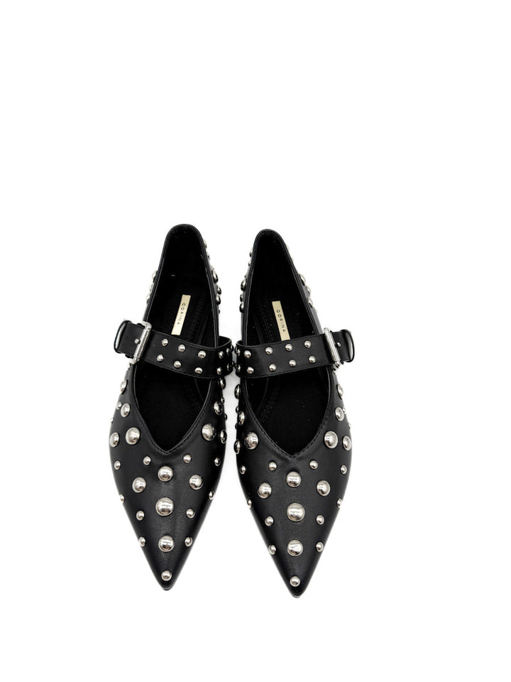 Zapatos Mary Jane con Tachuelas Corina M5635