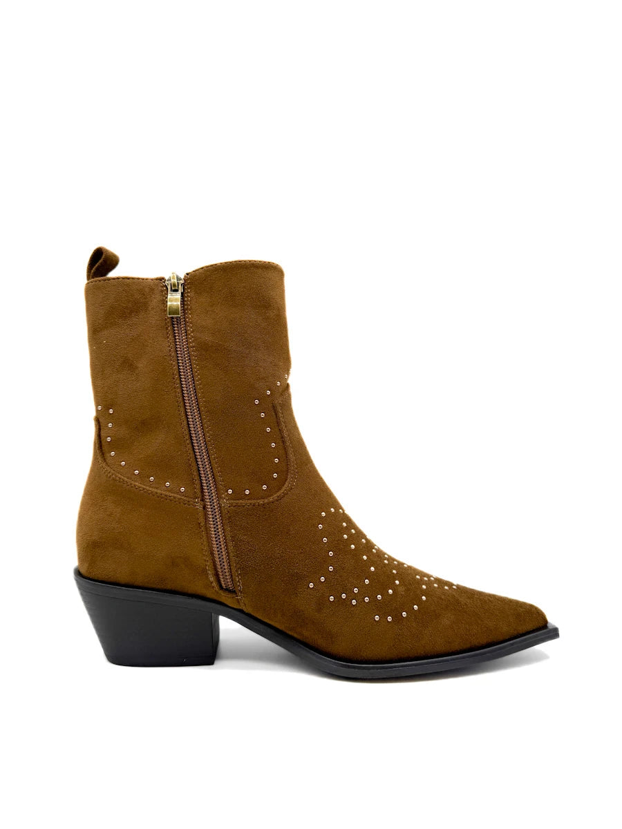 Botines Cowboy de Antelina con Tachuelas Decorativas