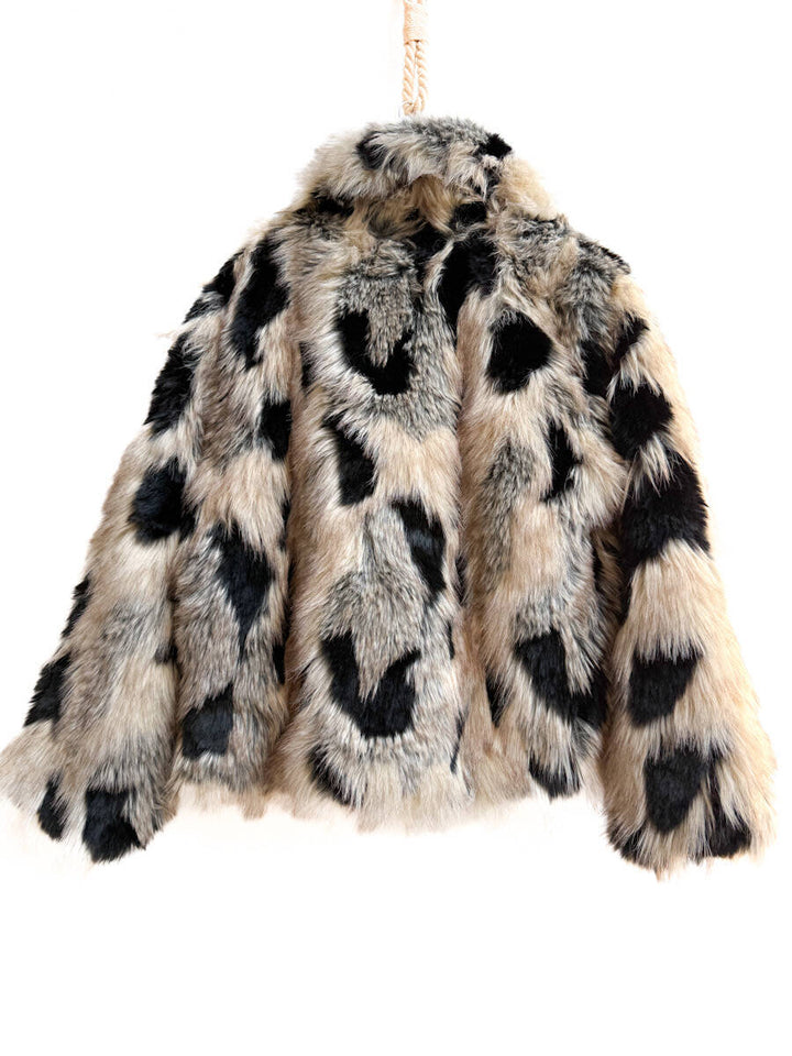 Chaqueta de Piel Sintética con Estampado Leopardo — Elegancia Salvaje y Estilo Atrevido