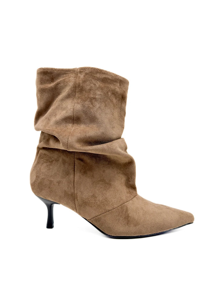 Botines Arrugados de Antelina para Mujer con Tacón Fino y Puntera Afilada