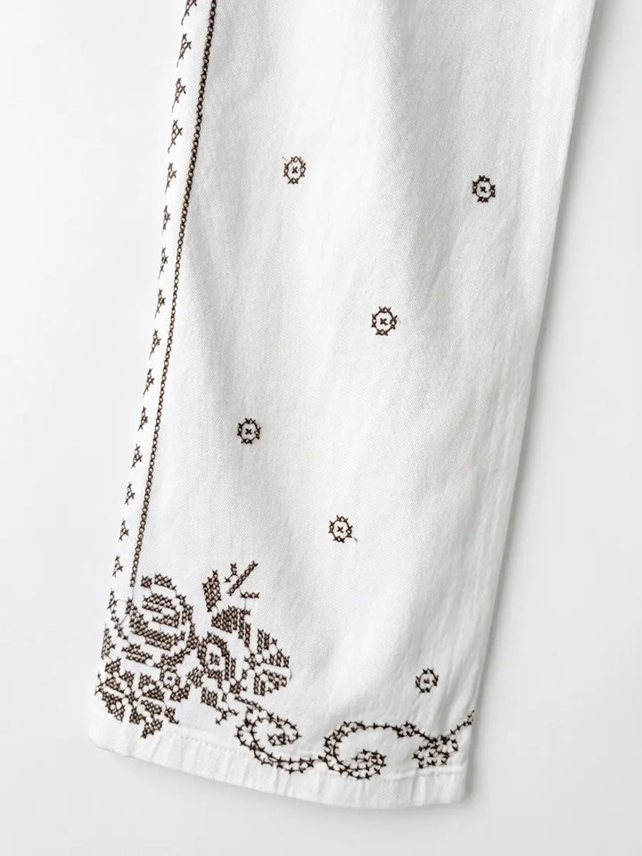 Pantalón Blanco Bordado de Estilo Artesanal