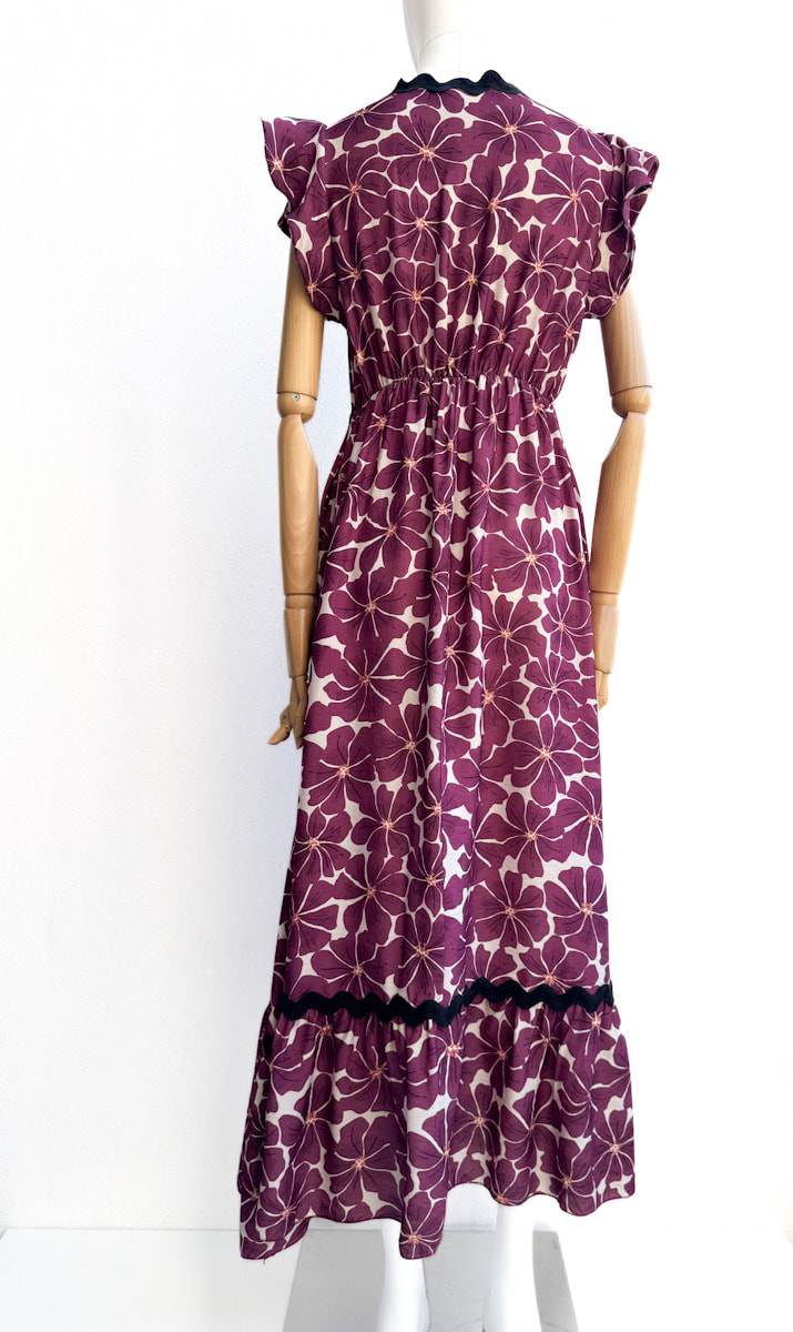 Vestido largo con estampado floral y bolsillos