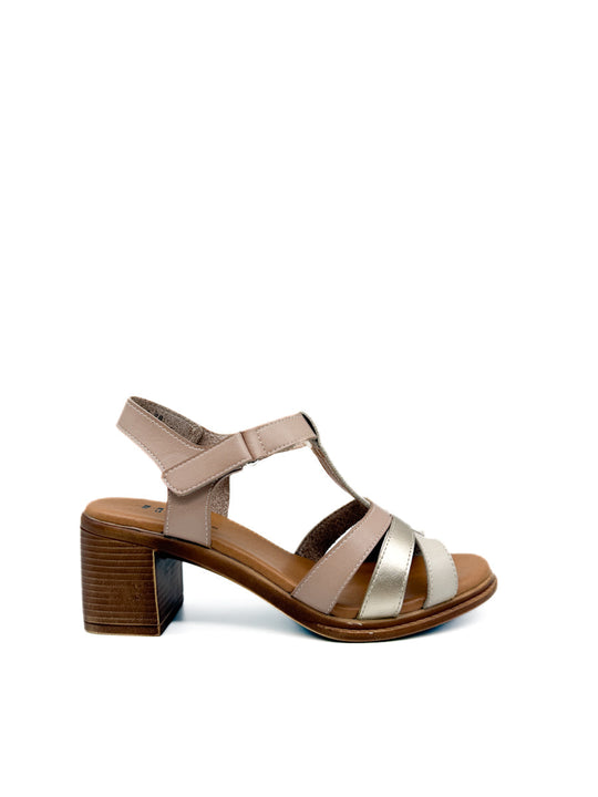 Sandalias de Velcro con Tacón Medio Beige