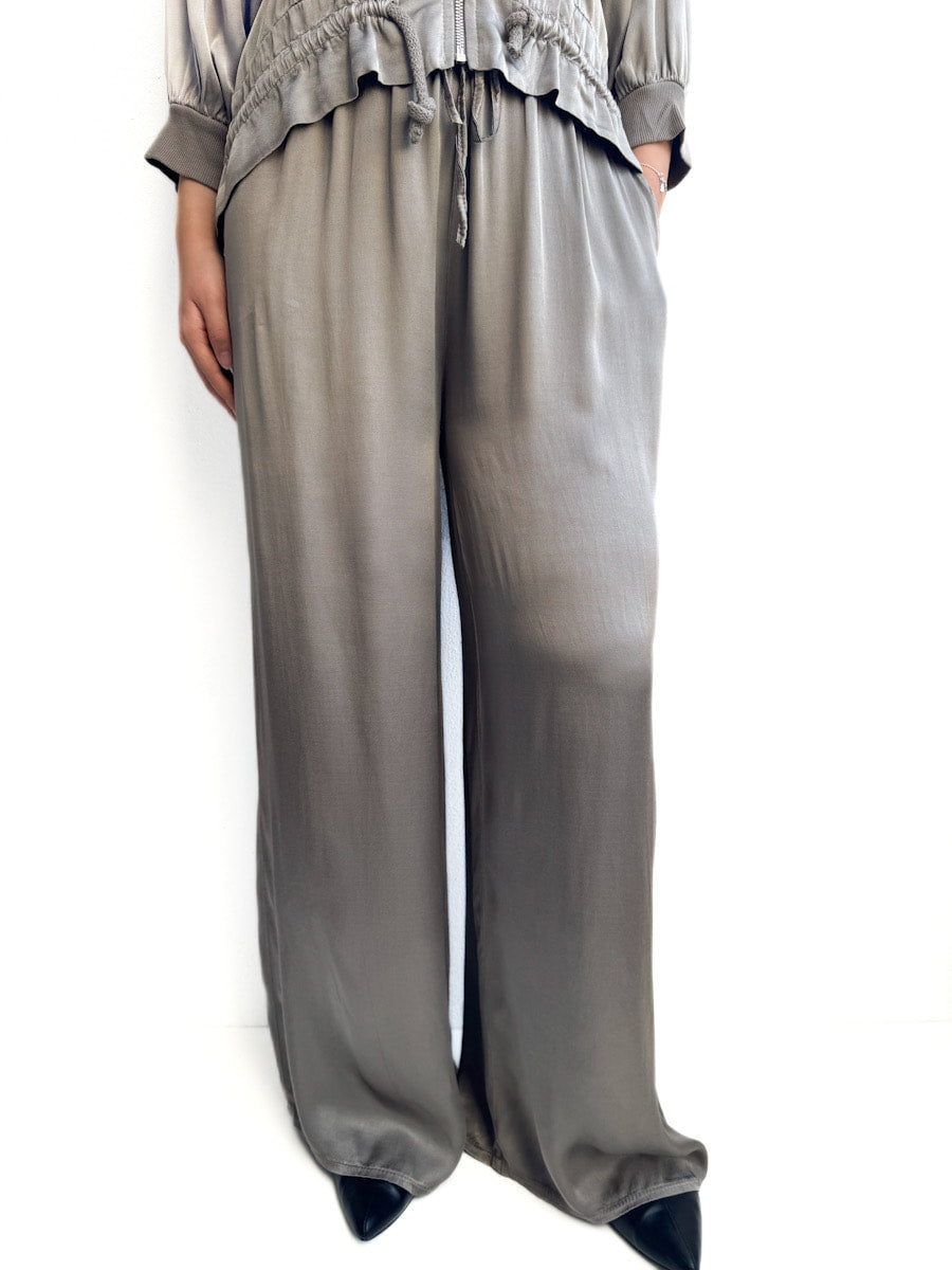 Pantalón recto satinado
