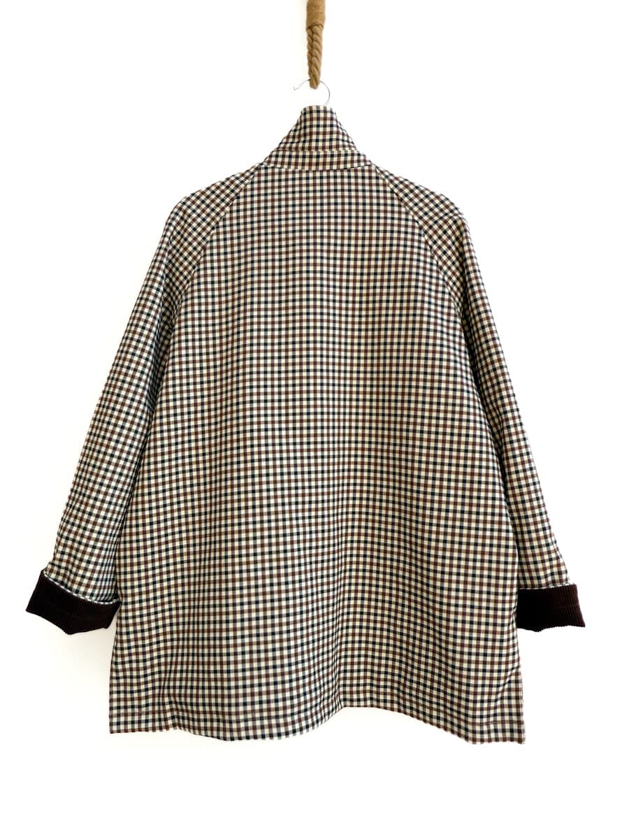 Chaqueta de Cuadros con Detalles en Pana
