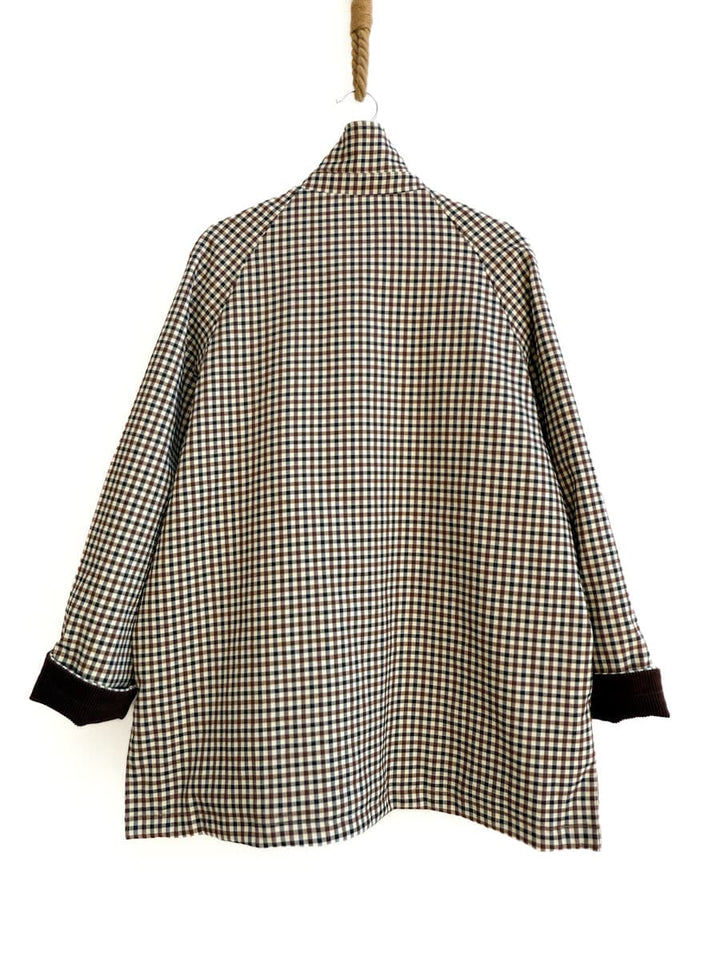 Chaqueta de Cuadros con Detalles en Pana