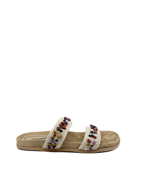 Sandalia plana con detalles de piedras preciosas Beige