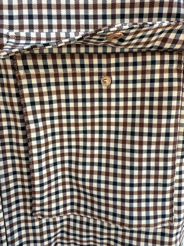 Chaqueta de Cuadros con Detalles en Pana