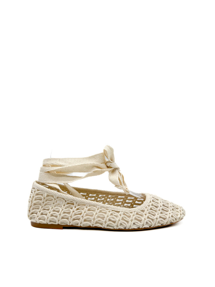 Manoletina Atada al Tobillo de Crochet Beige