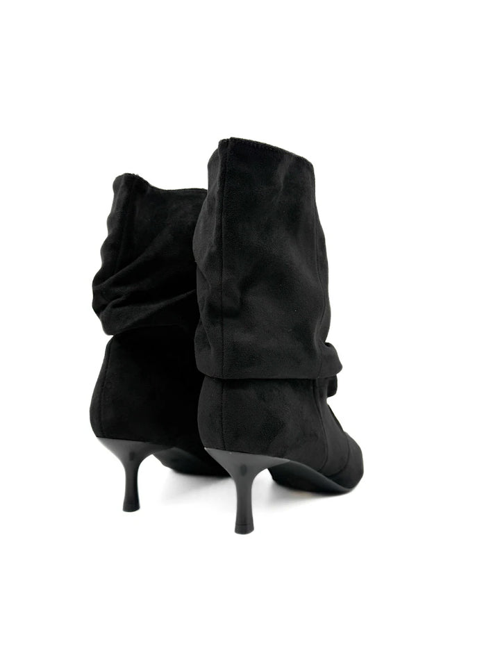 Botines Arrugados de Antelina para Mujer con Tacón Fino y Puntera Afilada