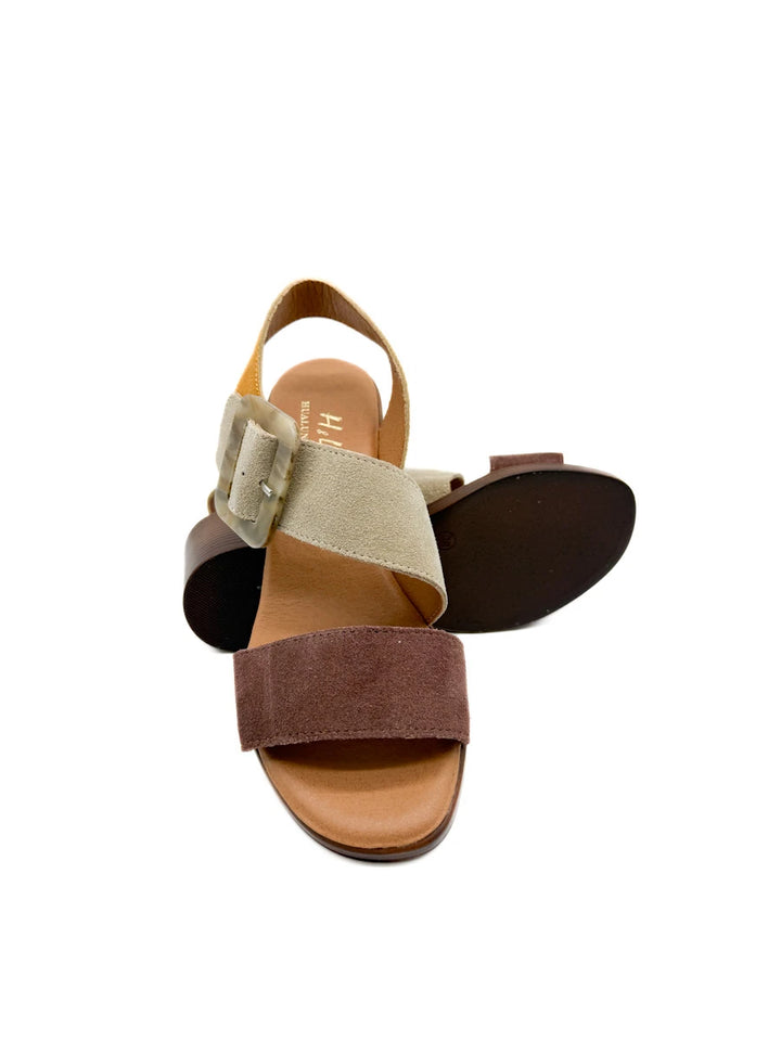 Sandalia Tricolor con Hebilla Efecto Nacarado - Estilo Boho Retro