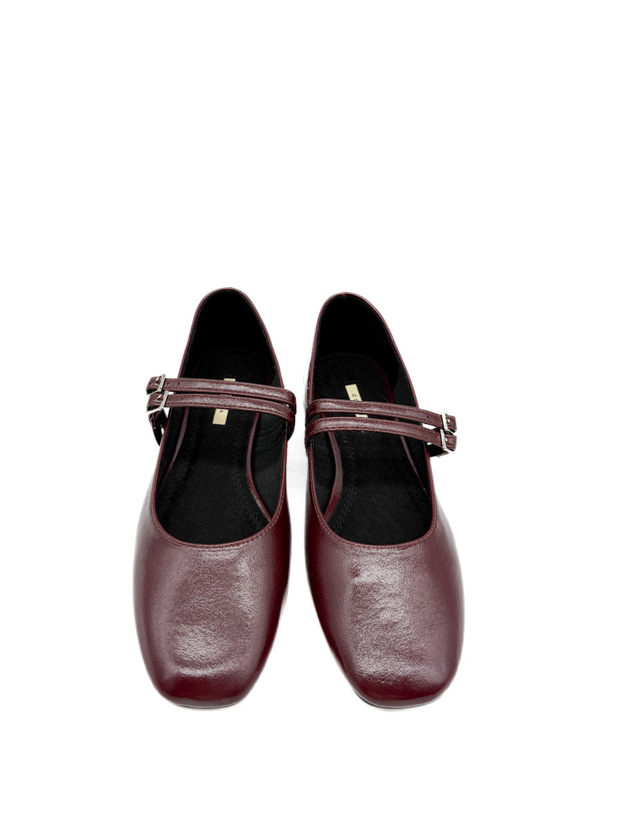 Zapatos Mary Jane con Tacón bajo y Correas Dobles Corina M5645