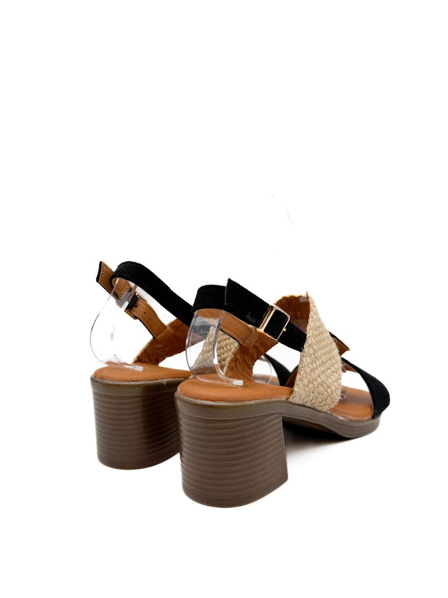 Sandalias de Tacón con Texturas y Detalle Metálico