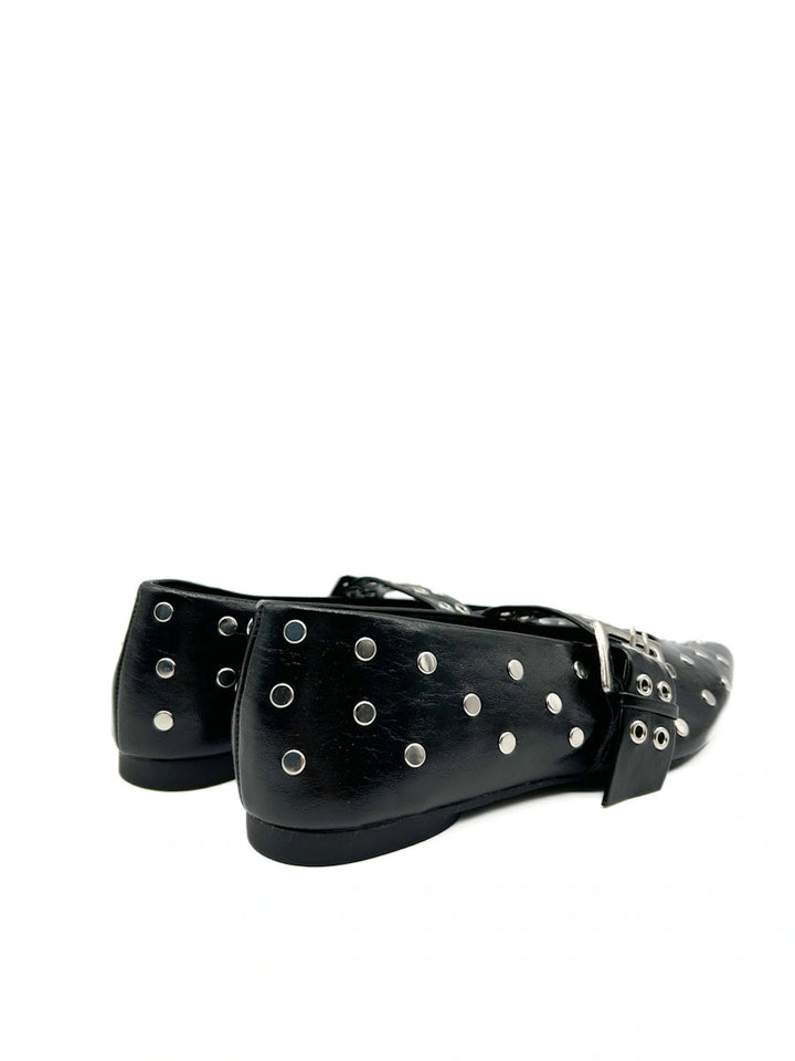 Zapatos Planos Mary Jane con Remaches Corina M5230