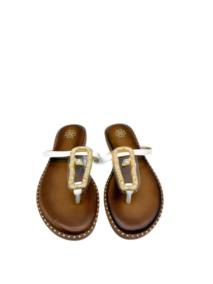 Sandalias Planas con Adorno Dorado Transparente