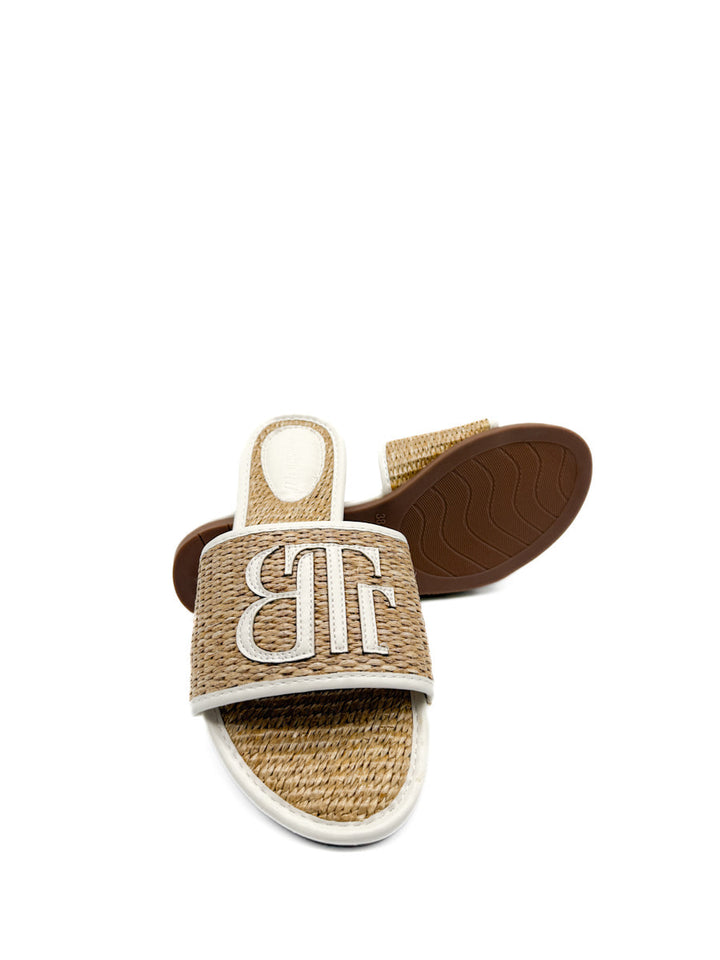 Sandalias Planas de Rafia con Monograma