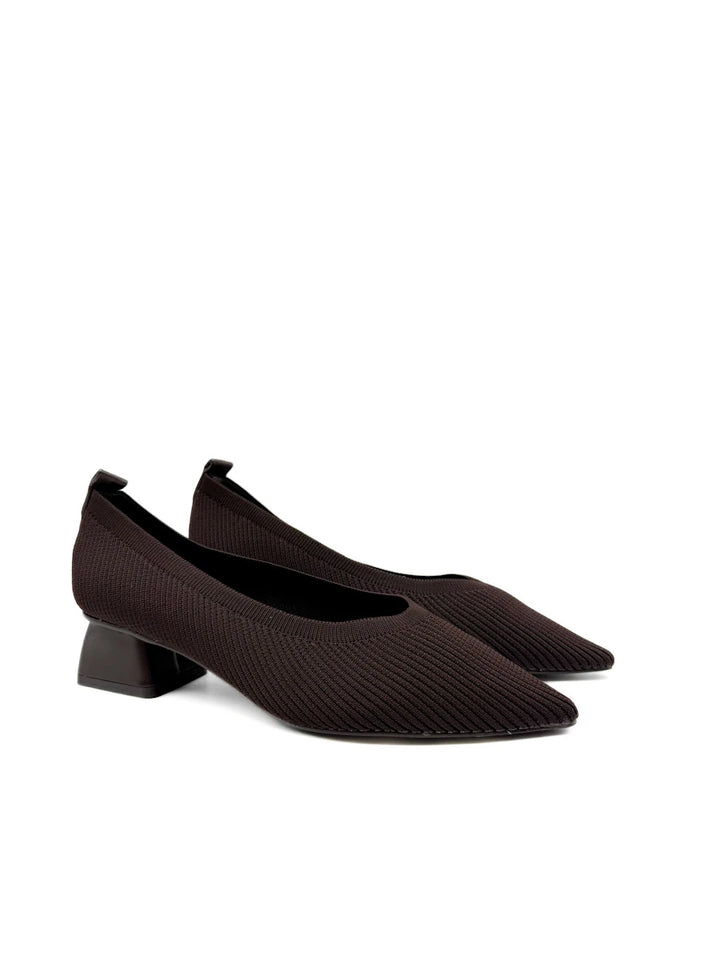 Zapatos de Salón en Tejido Elástico Canalé con Tacón Ancho y Puntera Fina