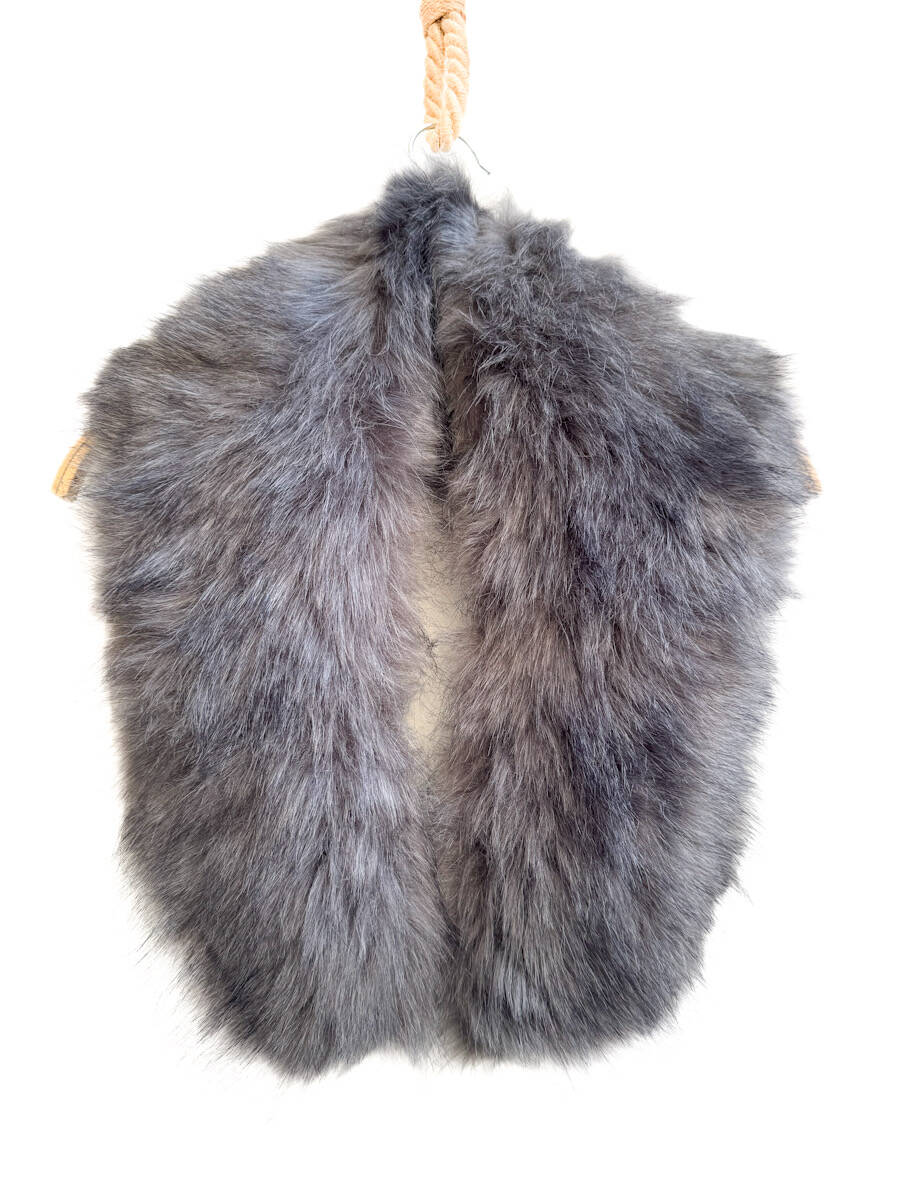 Cuello de Pelo Sintético